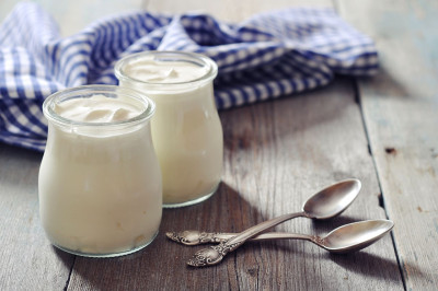 Memanfaatkan Yoghurt untuk Perawatan Rambut